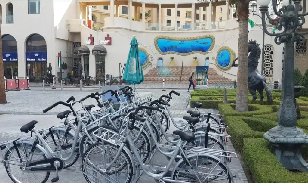 Marina Walk bycycle